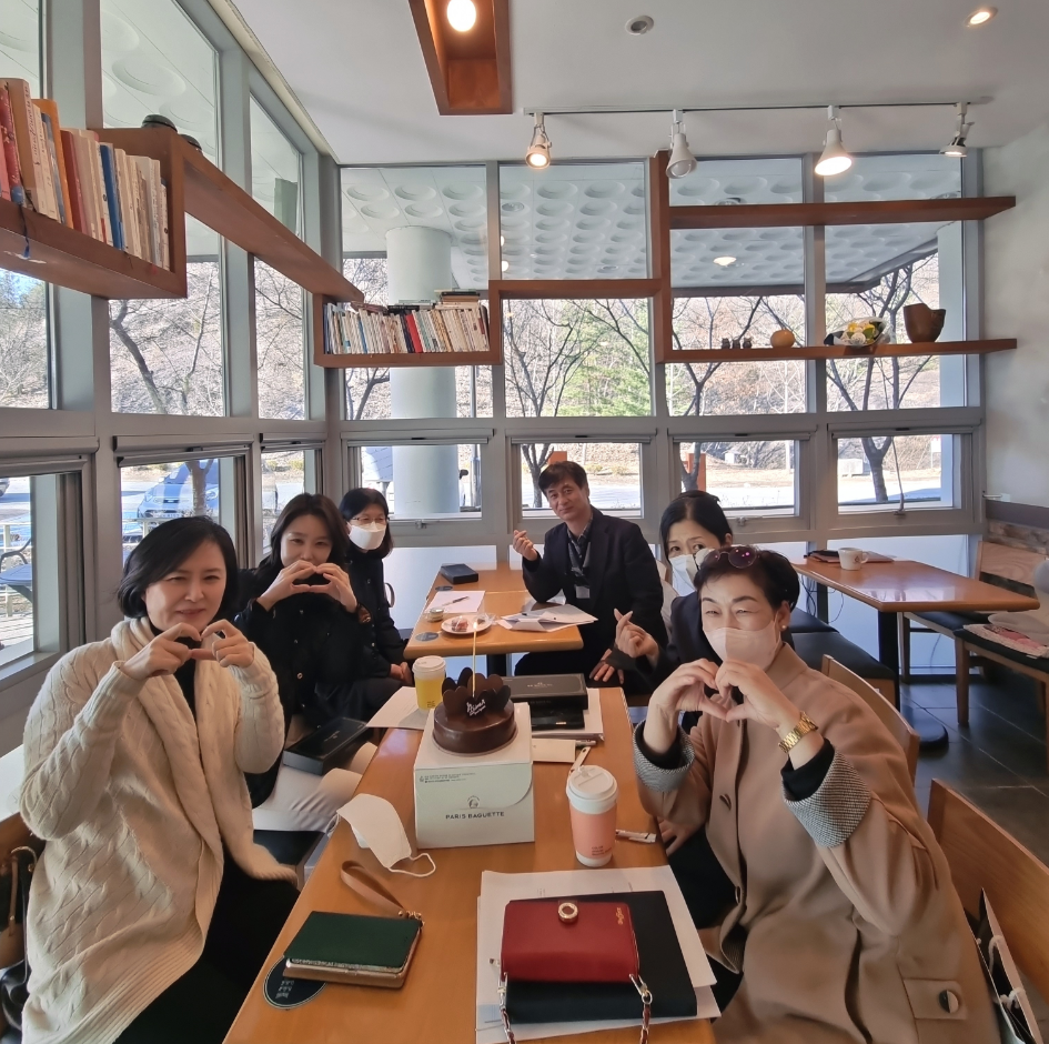 2023학년도 교수님들 학과 회의
